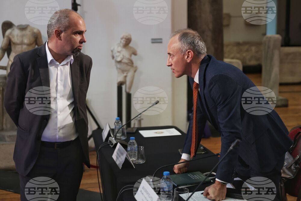 Българска академия на науките - „Необходими ли са ограничения за достъпа на деца до социалните мрежи?“ - национална кръгла маса