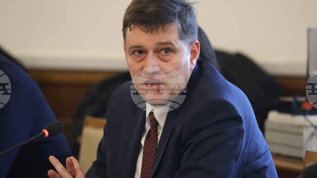 Нормативът за час програма за последните 16 години е нараснал с 13% при инфлация над 35%, каза генералният директор на БНР Милен Митев