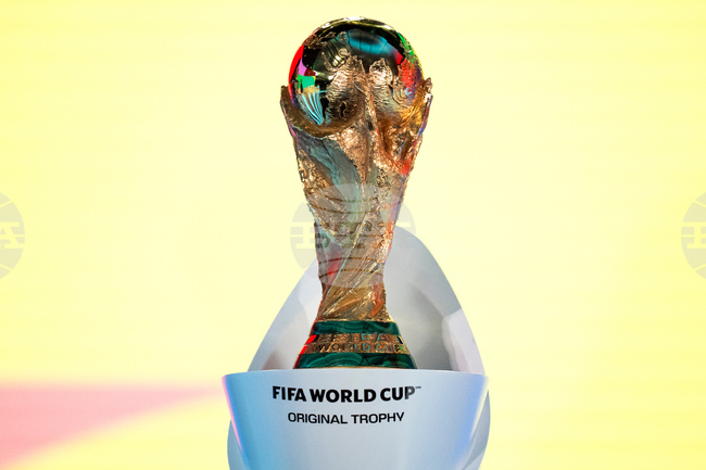 Певците Андреа Бочели, Никол Шерцингер и Роби Уилямс ще се включат с музикални изпълнения на жребия за групите на Световното първенство по футбол