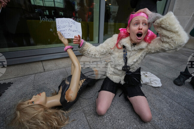 Britain Protest Israel Paestinian