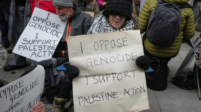 Подкрепата за забранената пропалестинска организация "Действие за Палестина" води до скок в арестите за тероризъм във Великобритания 