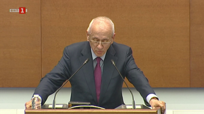 Нов момент в бюджета на НЗОК са 260 млн. евро трансфери от централния бюджет за плащане на дейности на лечебни заведения, заяви Силви Кирилов