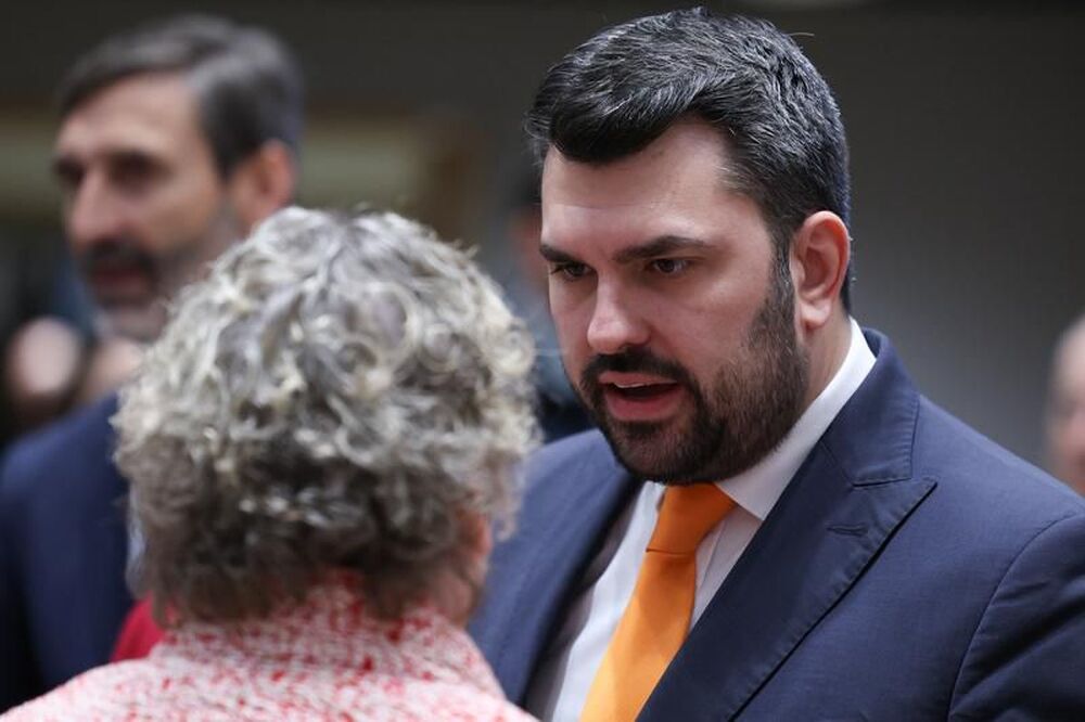 България остро осъжда руските атаки срещу енергийната инфраструктура и мирни граждани в Украйна, заяви външният министър 