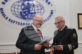 Варна - Подписване на меморандум за сътрудничество между ВВМУ „Н. Й. Вапцаров“ и Фондация „Конрад Аденауер“ - България