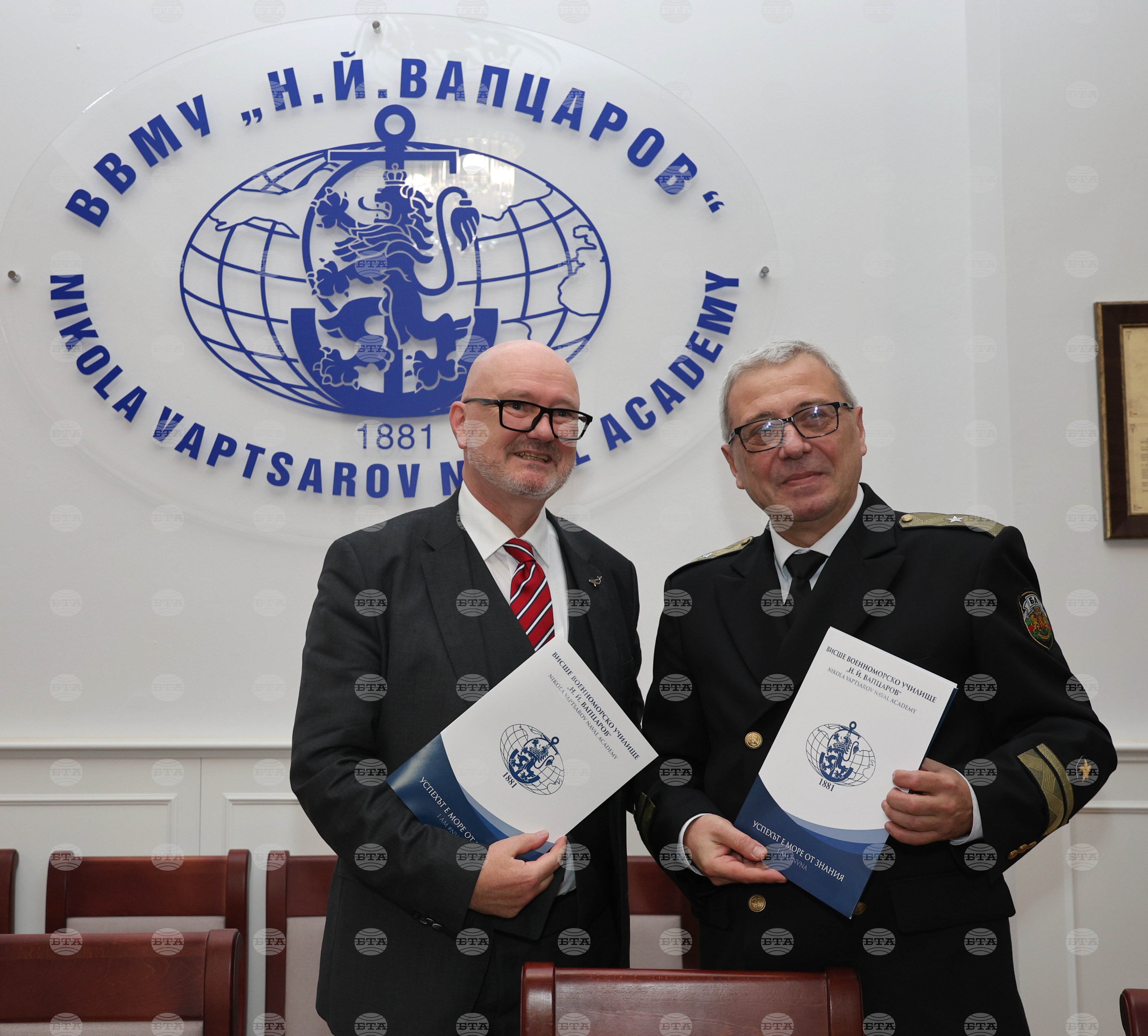 Варна - Подписване на меморандум за сътрудничество между ВВМУ „Н. Й. Вапцаров“ и Фондация „Конрад Аденауер“ - България