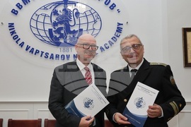 Варна - Подписване на меморандум за сътрудничество между ВВМУ „Н. Й. Вапцаров“ и Фондация „Конрад Аденауер“ - България