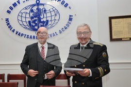 Варна - Подписване на меморандум за сътрудничество между ВВМУ „Н. Й. Вапцаров“ и Фондация „Конрад Аденауер“ - България