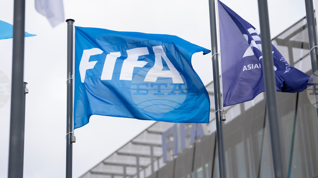 ФИФА планира да въведе съдийски камери и по-бързо отчитане на засадите по време на Мондиал 2026