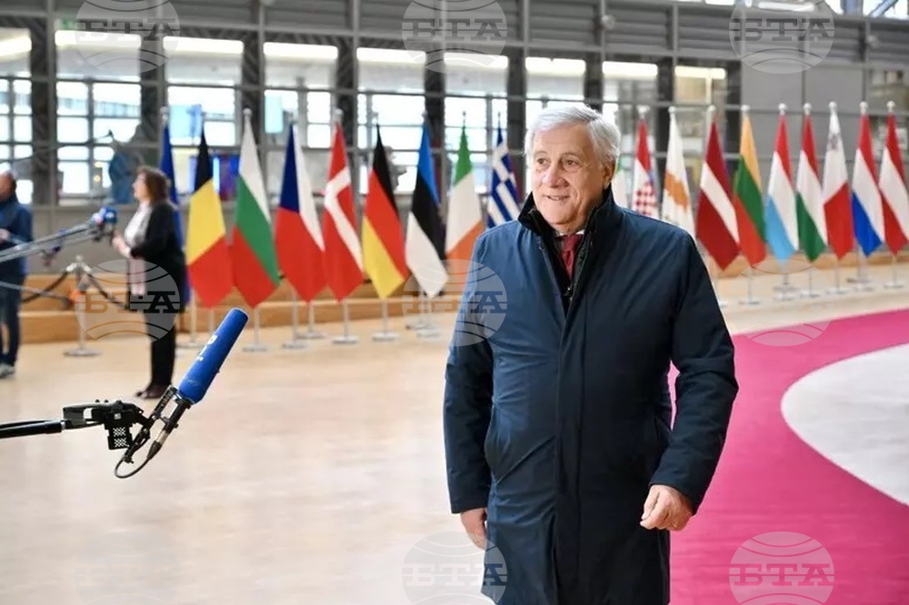 АНСА: Европа трябва да играе роля в мирния процес за Украйна, заяви италианският външен министър