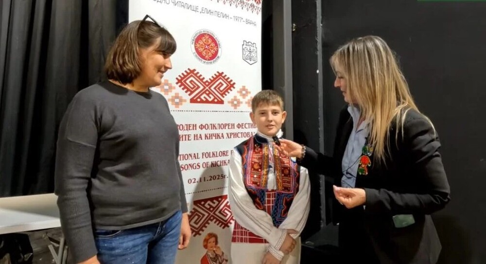 Ученик от музикалното училище в Болград, Украйна, беше отличен на фестивала във Варна за изпълнение на български народни песни на акордеон