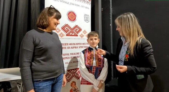 Ученик от музикалното училище в Болград, Украйна, беше отличен на фестивала във Варна за изпълнение на български народни песни на акордеон