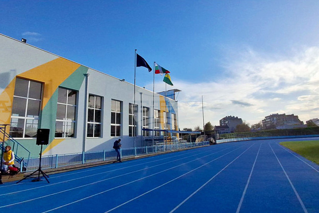 Започва изграждането на нова трибуна и козирка на градския стадион в Ямбол на стойност близо 2 млн. лева, по-голямата част от инвестицията е от ММС