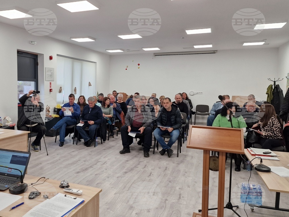 Общинският съвет в Монтана реши да обяви три етажа от бившата стоматологична поликлиника за частна общинска собственост и да ги продаде на търг