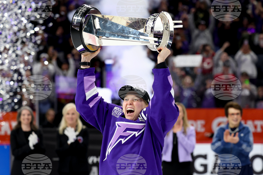 PWHL Season Preview Hockey