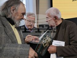 „Кварти“ - книга - представяне