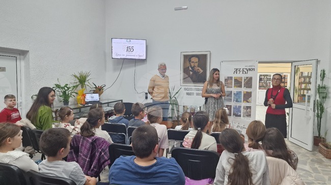 Книгата „Вълшебните обувки на Кая“ учи на доброта, на разбиране и да приемаме различните от нас, каза писателката Диляна Кочева 