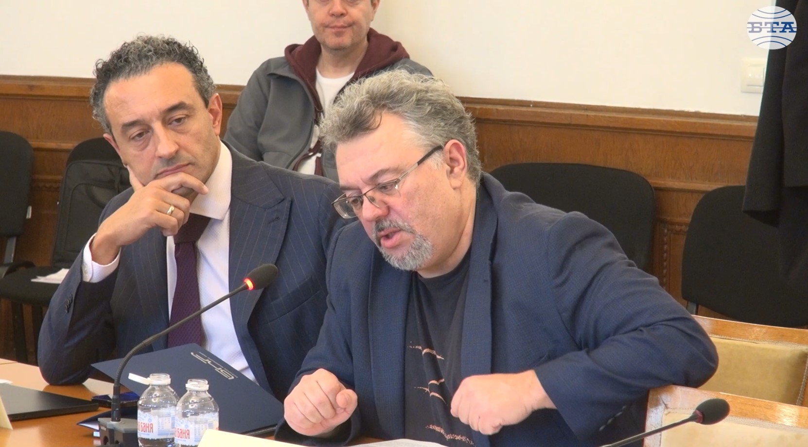 Депутатът Манол Пейков от ПП-ДБ постави въпроси за финансирането на библиотеки, музеи и читалища при обсъждането на проектобюджета за култура за 2026 г.