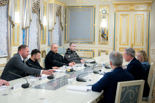 Ройтерс: САЩ заплашват да спрат да предоставят на Украйна разузнавателни сведения и оръжия, за да я притиснат да сключи мирно споразумение 