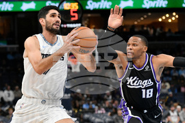 Kings Grizzlies Basketball