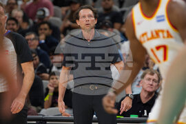 Hawks Spurs Basketball