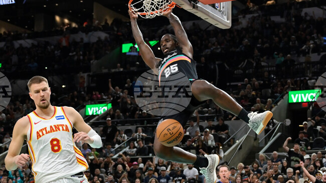 Сан Антонио Спърс записа трета поредна победа в Националната баскетболна асоциация