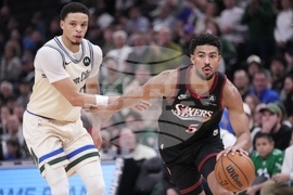 76ers Bucks Basketball