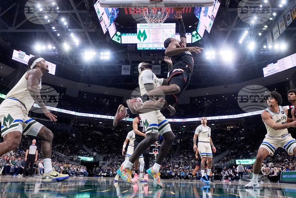 76ers Bucks Basketball