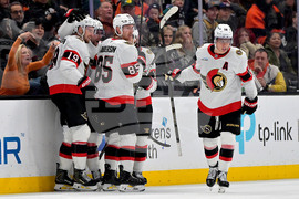 CORRECTION Senators Ducks Hockey
