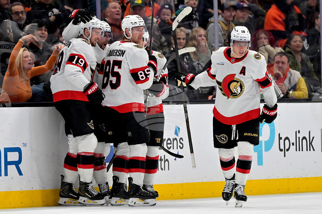 CORRECTION Senators Ducks Hockey