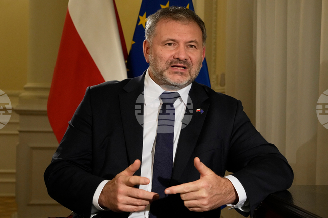 Полша заяви, че правителството на Унгария е по-близко до Москва, отколкото до Брюксел