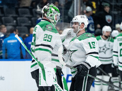Stars Canucks Hockey