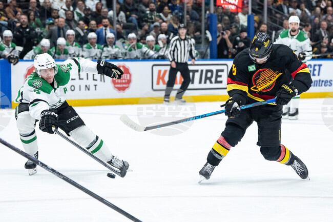 HKN Stars Canucks 20251120