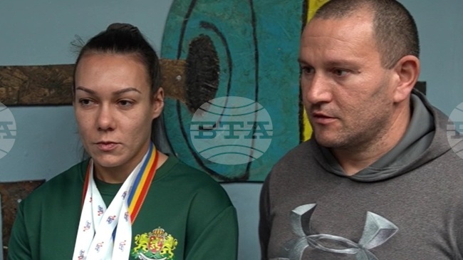 Това бе най-доброто представяне за мен до сега, каза световната вицешампионка по силов трибой при жените Радостина Лулова
