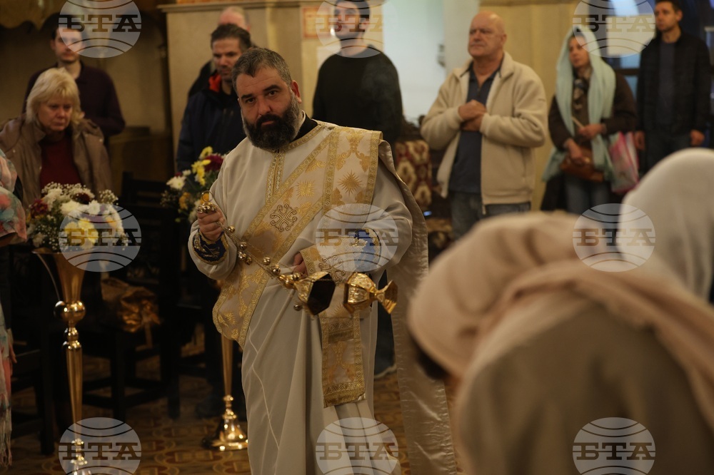 Въведение Богородично - патриарх Даниил - литургия