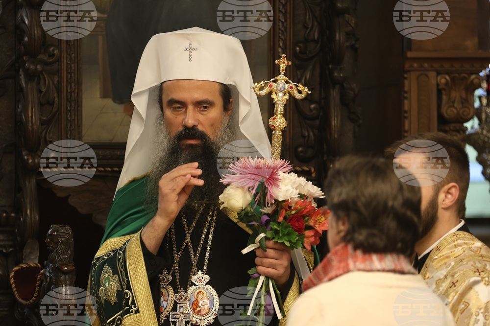 Въведение Богородично - патриарх Даниил - литургия