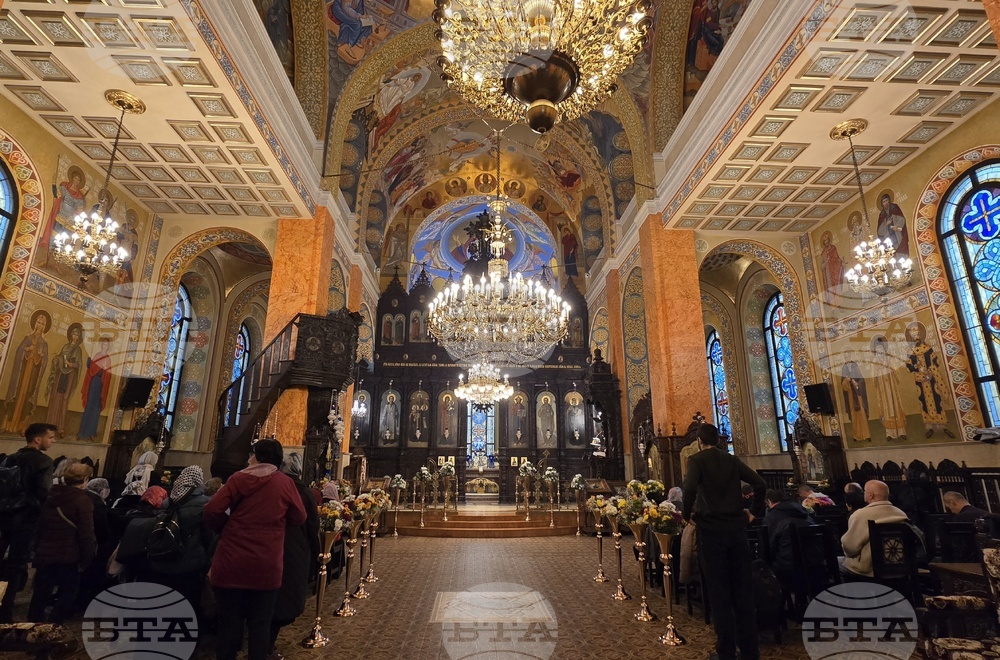 Въведение Богородично - патриарх Даниил - литургия