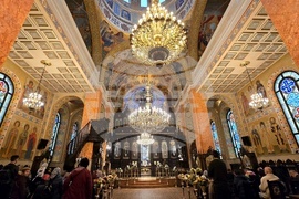 Въведение Богородично - патриарх Даниил - литургия