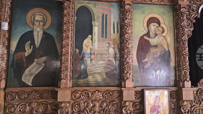 Празникът Въведение Богородично е свързан със съзряването на вярата и възпитаването на християнските добродетели, каза отец Павел Милушев от Петрич