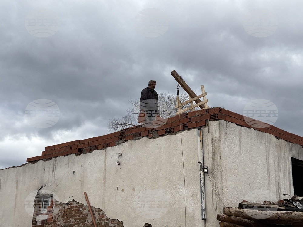 Село Ковачевци - къща - пожар - помощи