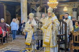 Стара Загора - литургия - храм „Свето Въведение Богородично“