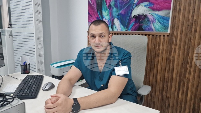 Да си българин и да искаш да работиш квалифициран труд в чужбина е голямо предизвикателство, каза за БТА кинезитерапевтът Ивайло Димитров от Попово