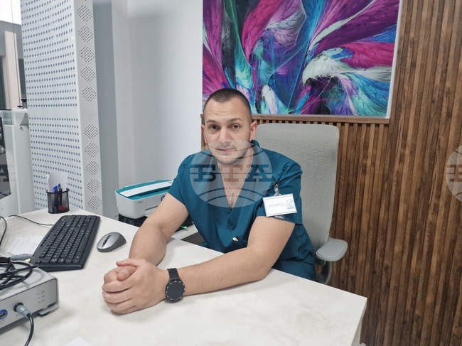 Да си българин и да искаш да работиш квалифициран труд в чужбина е голямо предизвикателство, каза за БТА кинезитерапевтът Ивайло Димитров от Попово