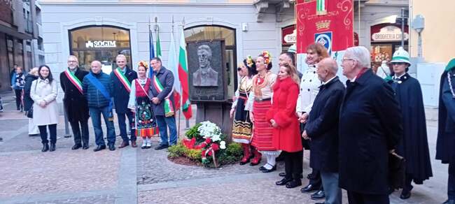 Откриха първия паметник на Васил Левски в Италия