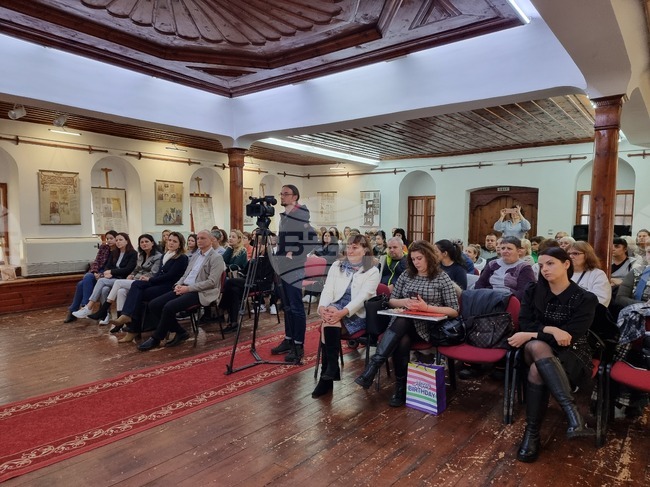 Социална услуга в Кюстендил отбеляза една година от създаването си