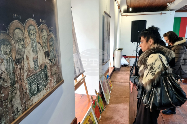 Кюстендил - социална услуга - годишнина - изложба