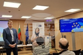 Дом на Европа - дискусия за рисковете за децата в интернет