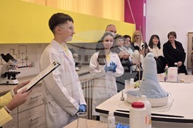 Гоце Делчев - Първо основно училище „Св. Св. Кирил и Методий“ - STEM център - откриване