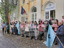 Варна - Национален осигурителен институт (НОИ) - служители - протест