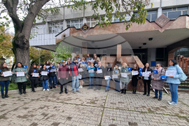 Русе - протест - НОИ