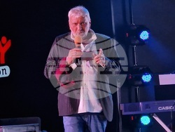 Стефан Димитров и Богдана Карадочена събраха приятели в концерта „Такъв е животът“, снимка – Даниел Димитров/БТА